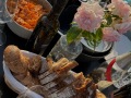 team-weingut-heinrich-picknick-sonnenuntergang.jpg