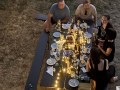 team-weingut-heinrich-picknick-sonnenuntergang.jpg